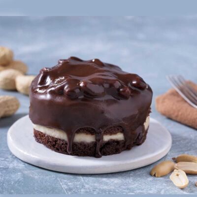 Yer Fıstıklı Karamelli Pasta