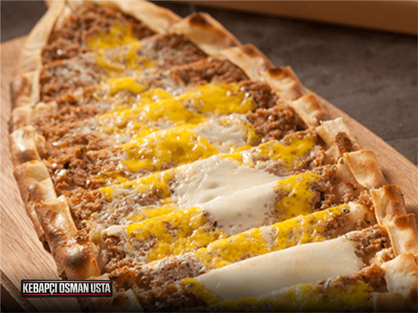 Kıymalı Yumurtalı Pide