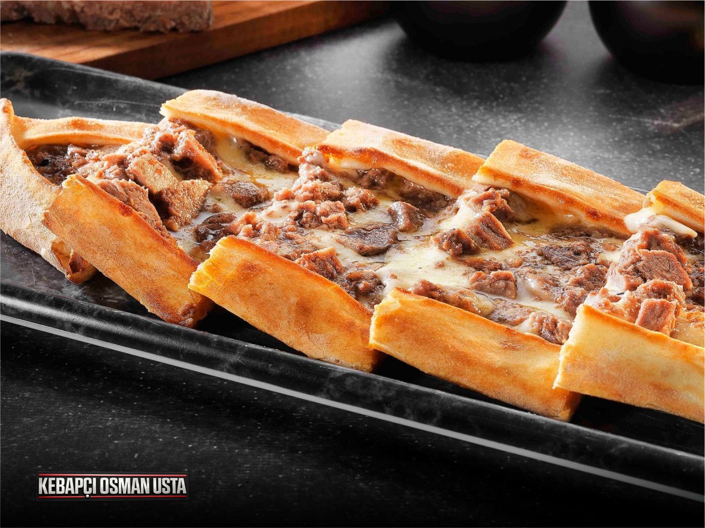 Kavurmalı Kaşarlı Pide