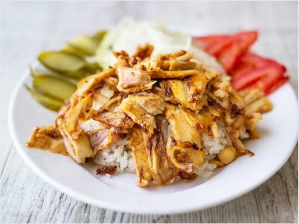 Tavuk Döner Pilav Üstü