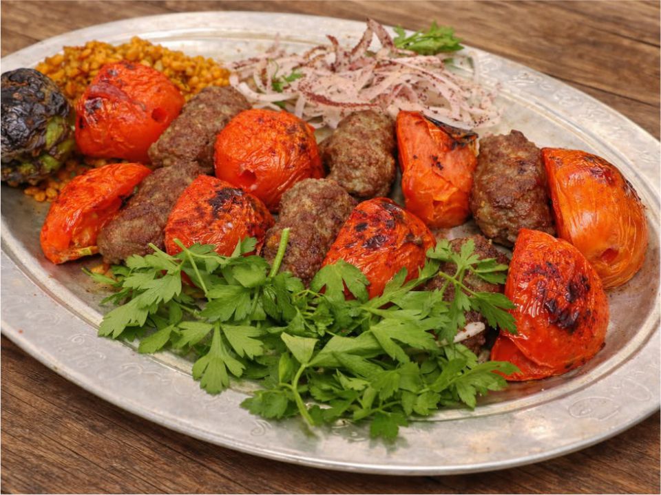 DOMATESLİ KEBAP